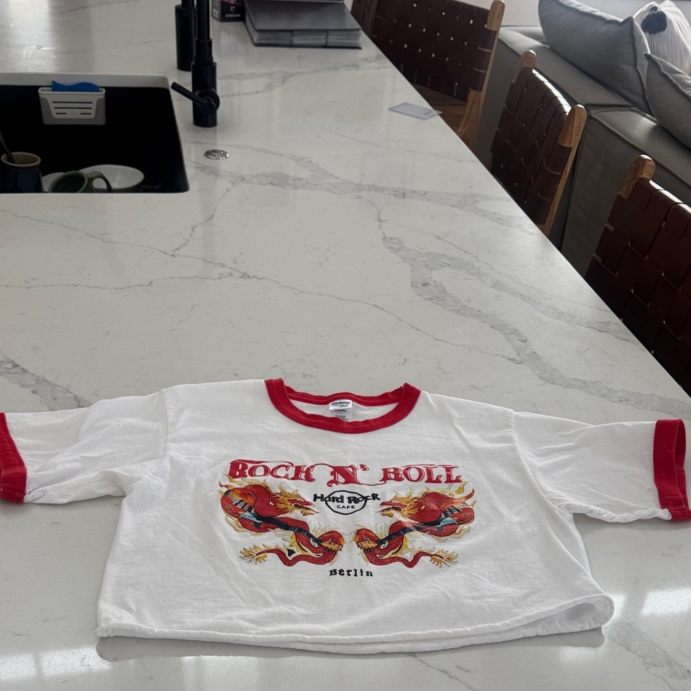 Hard Rock Cafe Rock N' Roll Tee - Red and White - Picture 2 of 3